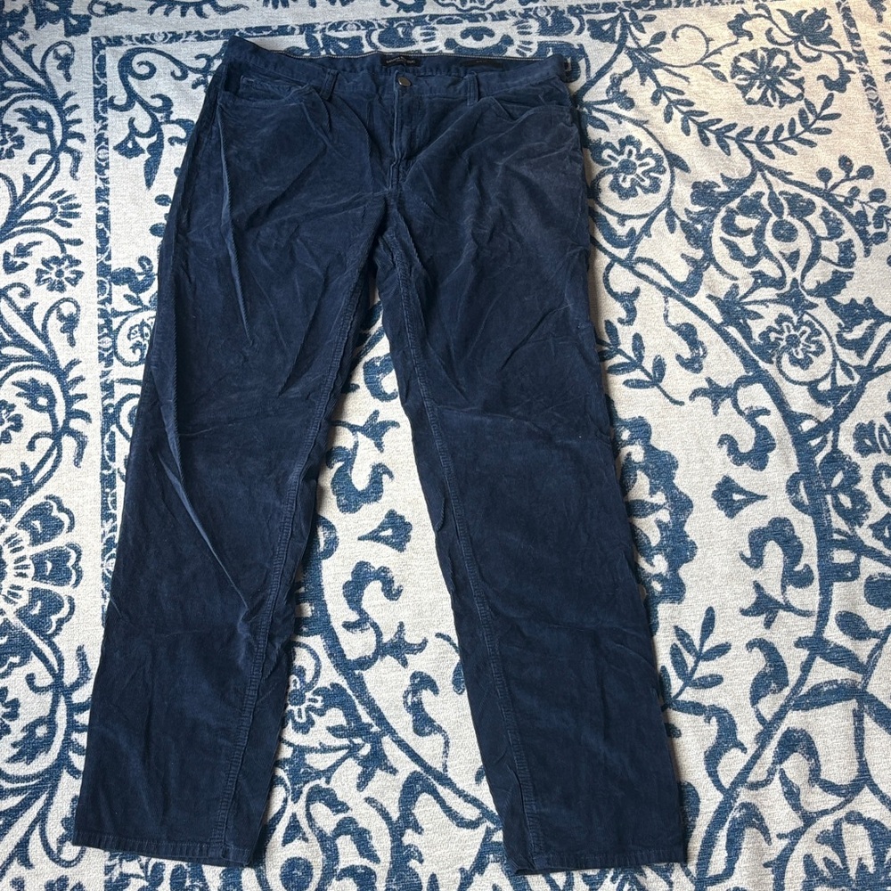 Navy Banana Republic Traveler Corduroy Pants 35W 34L